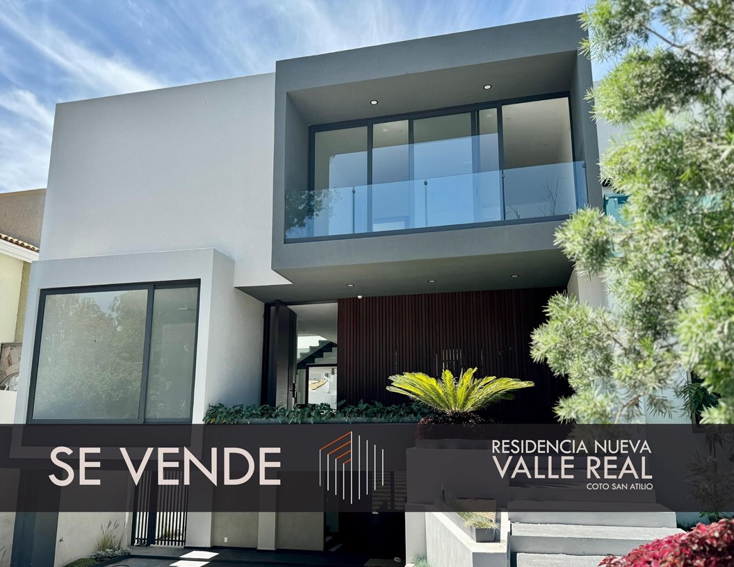 RESIDENCIA EN VENTA EN VALLE REAL EN ZAPOPAN